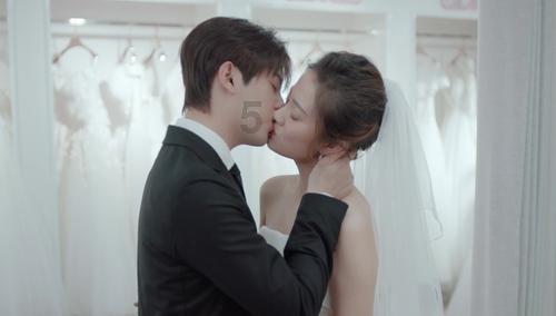最全面、最准确的为什么我总感觉有人在嘲笑我呢?问答网站!